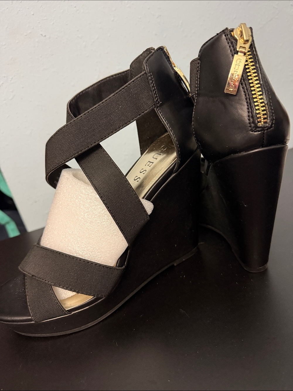 NWOT Guess Black Wedge Sandals with Gold Zip Accent - Picture 3 of 5